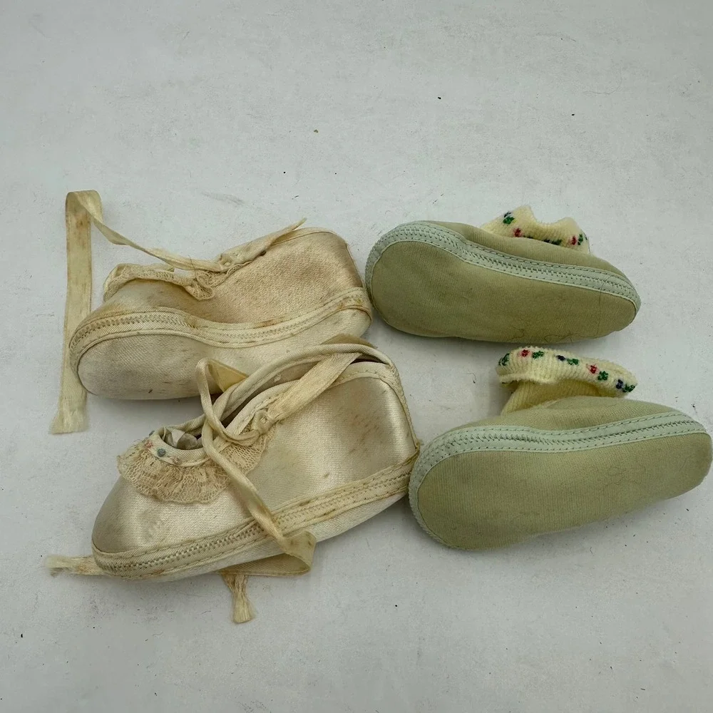 Vintage Baby Shoe Lot Cream Satin Lace Ribbon Yellow Knit Floral Booties 2 Pairs